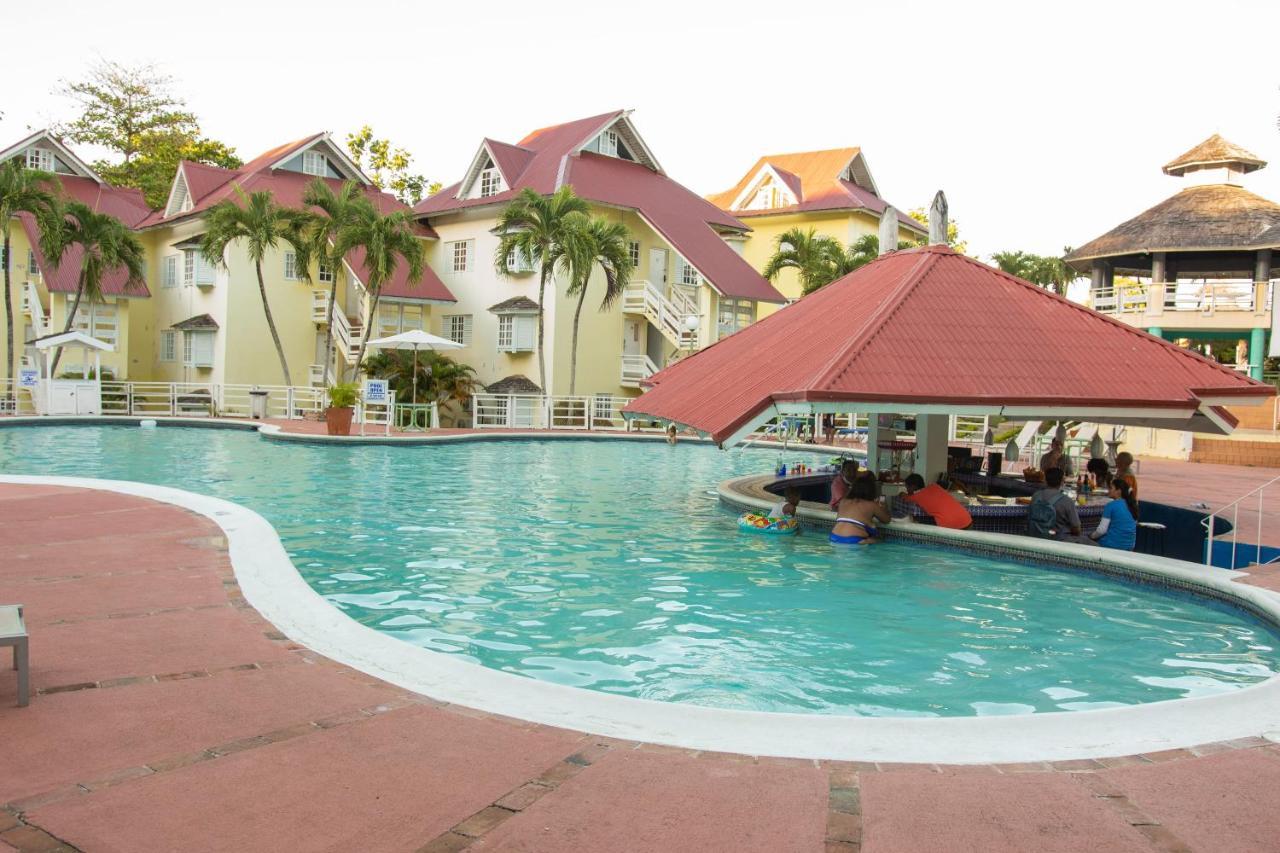 E 20 Mystic Ridge Ocho Rios Exterior foto