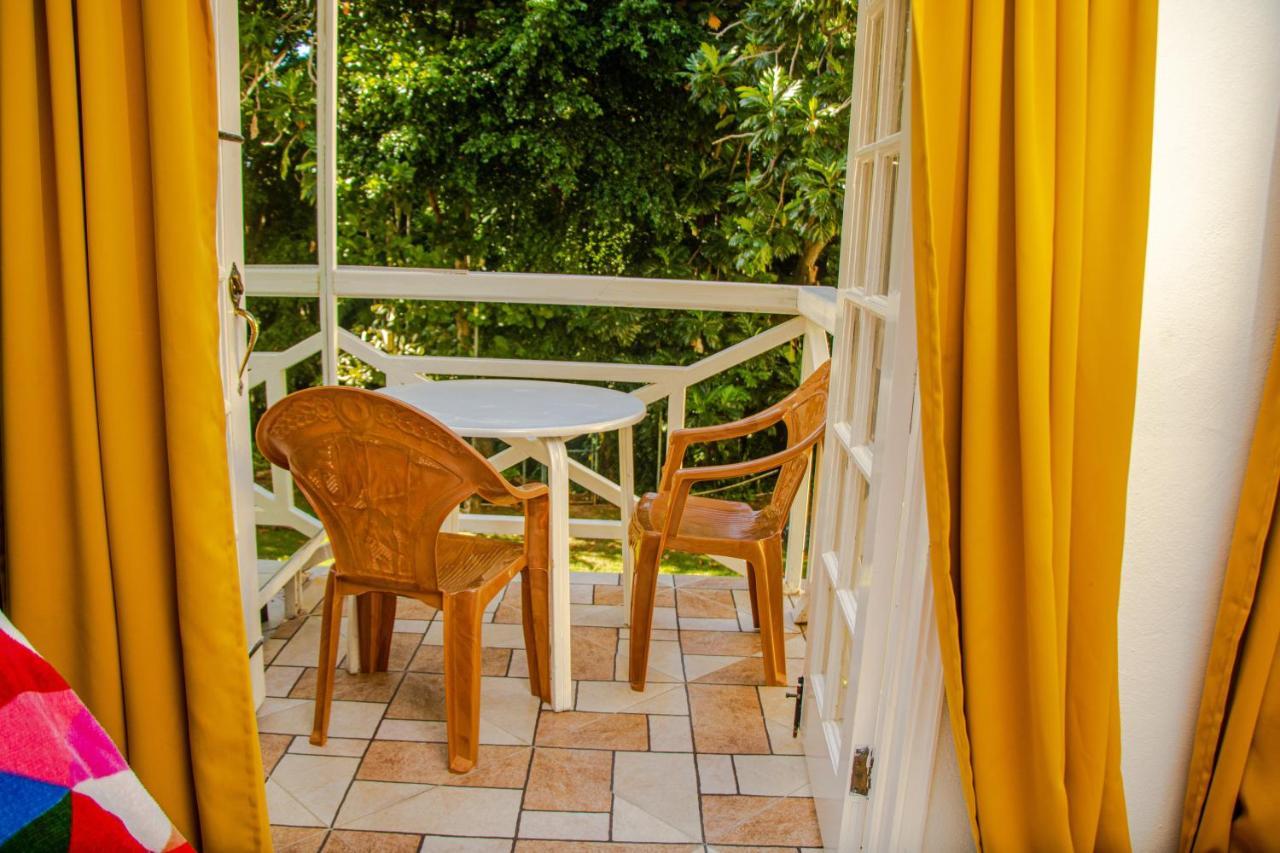E 20 Mystic Ridge Ocho Rios Exterior foto