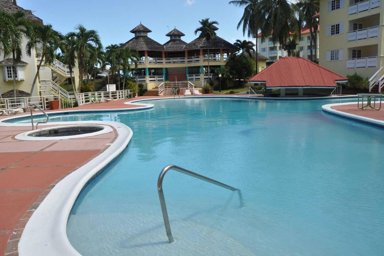 E 20 Mystic Ridge Ocho Rios Exterior foto